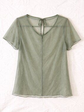 🪩 2/20 La Vie En Rose Sage Green Swiss Dot Mesh Top Size L